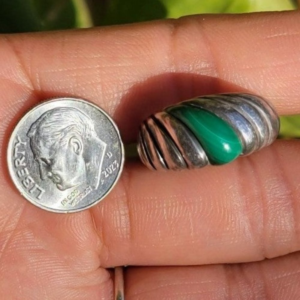 Chunky Southwest Native American chunky curved ribbed malachite 925 sterling rin - Picture 11 of 12